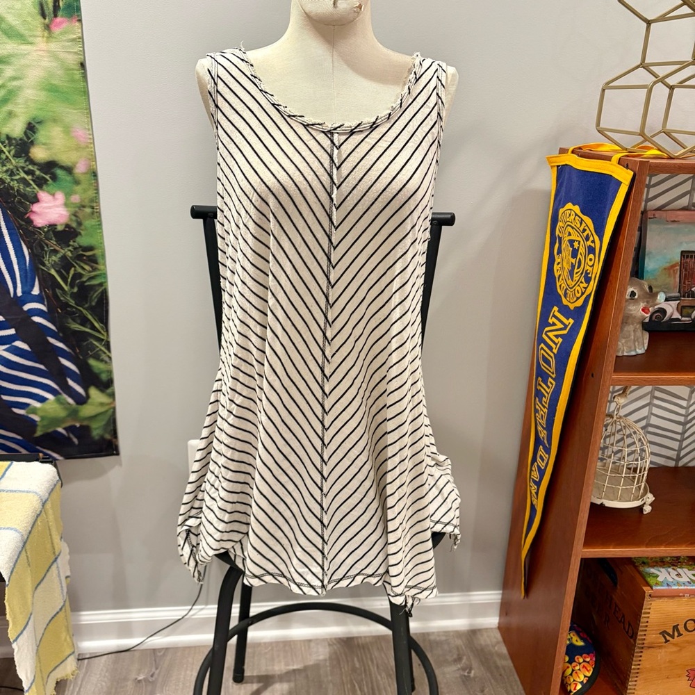 Blu Pepper Diagonal Stripe Tunic